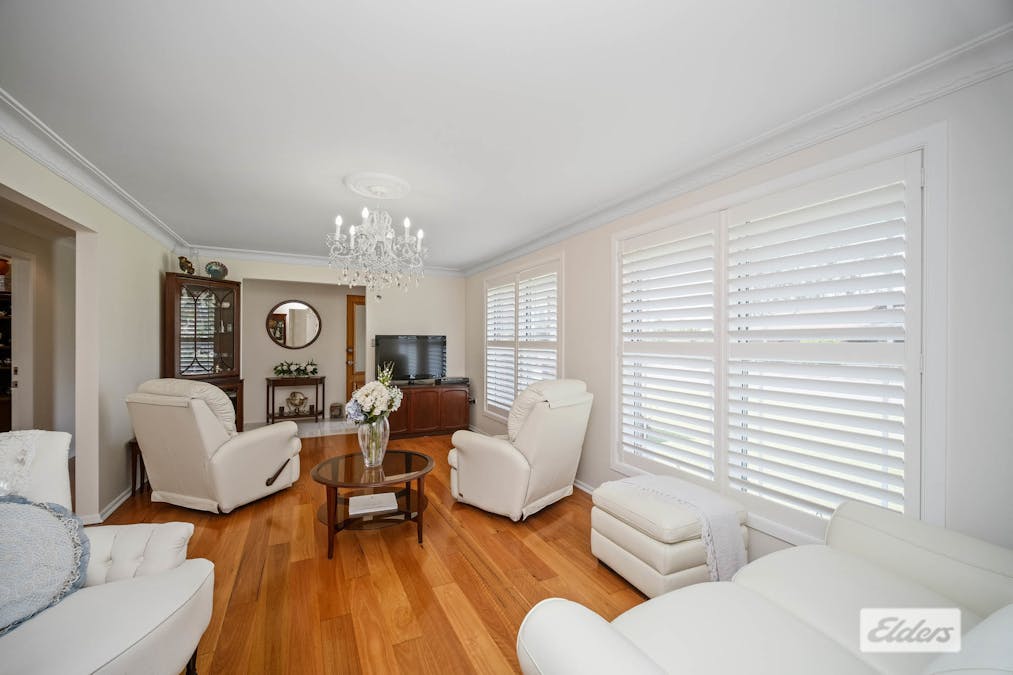 7 Ochiltree Place, Taree, NSW, 2430 - Image 9