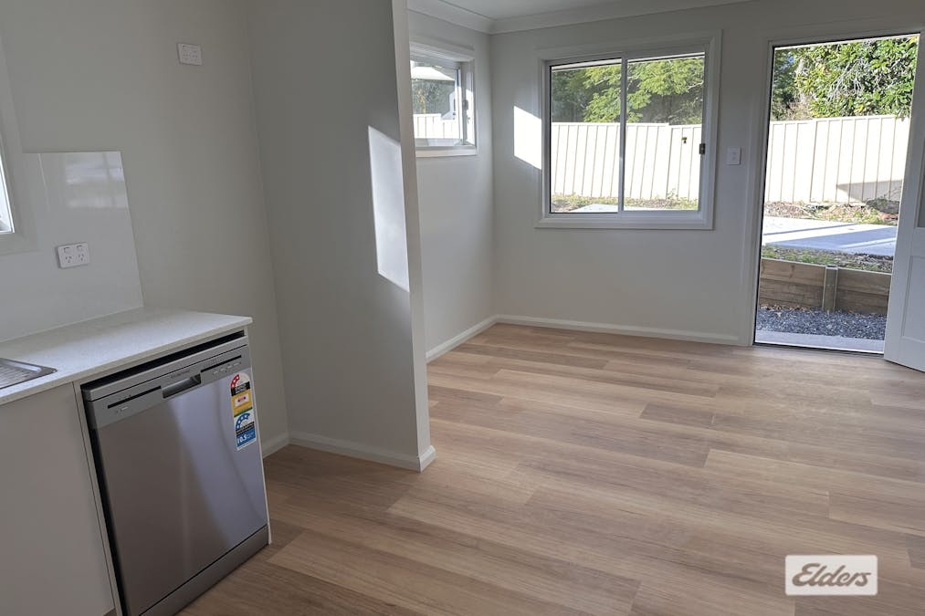 2/63 Milligan Street, Taree, NSW, 2430 - Image 3