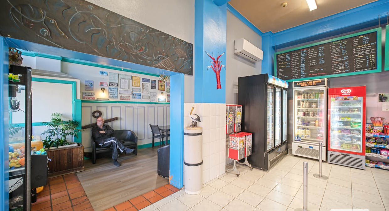 3 Pulteney Street, Taree, NSW, 2430 - Image 4