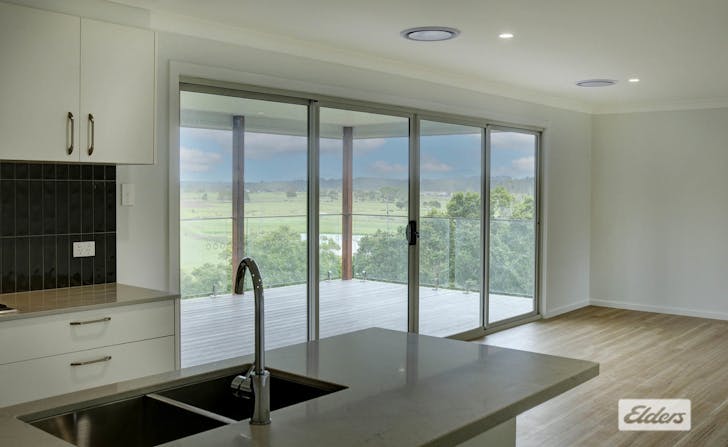 8 Stitts Close, Taree, NSW, 2430 - Image 1