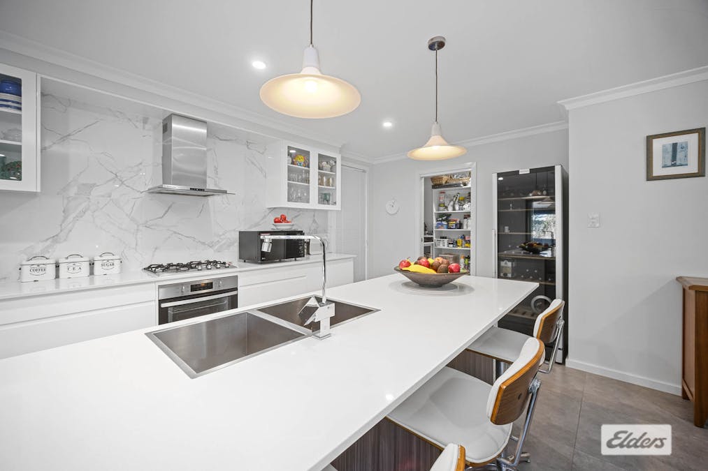 16 Riverlinks Court, Taree, NSW, 2430 - Image 2