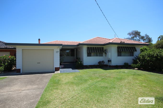 17 Whitby Close, Taree, NSW, 2430 - Image 1