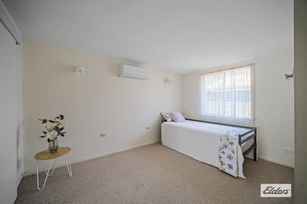 8 Bayview Crescent, Taree, NSW, 2430 - Image 13