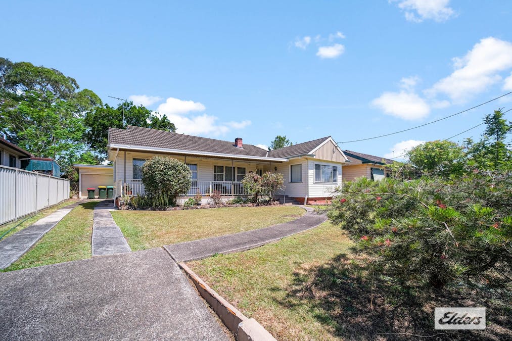 8 Bayview Crescent, Taree, NSW, 2430 - Image 2