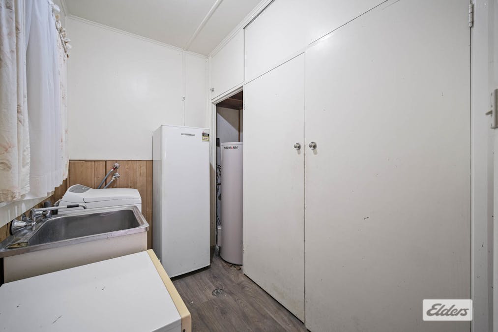 8 Bayview Crescent, Taree, NSW, 2430 - Image 14