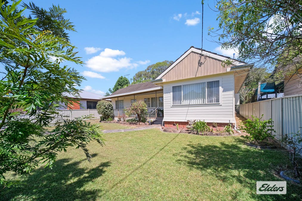 8 Bayview Crescent, Taree, NSW, 2430 - Image 3