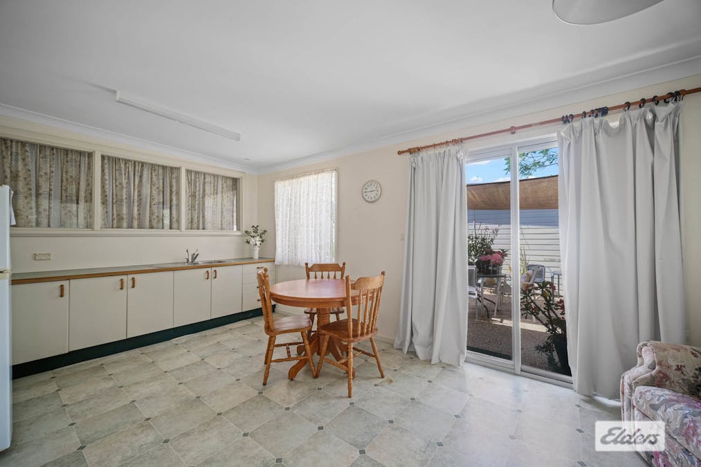 8 Bayview Crescent, Taree, NSW, 2430 - Image 15