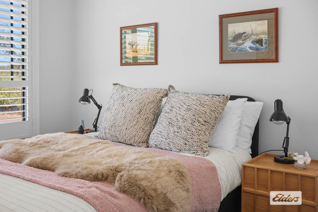 8 Sienna Place, Taree, NSW, 2430 - Image 13