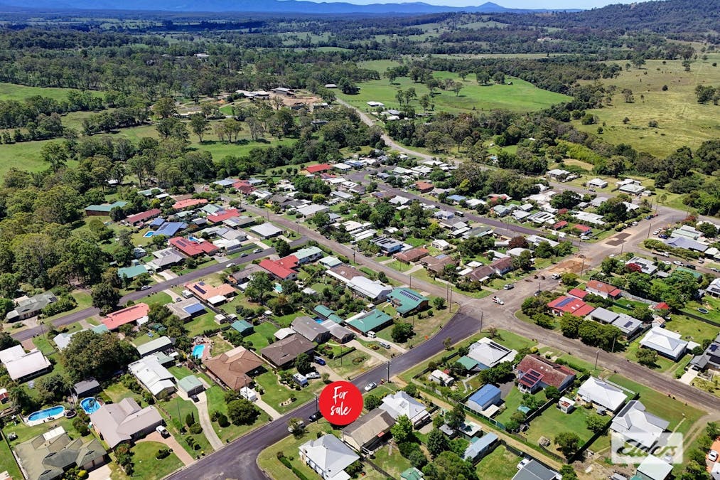 8 Belbourie Street, Wingham, NSW, 2429 - Image 3