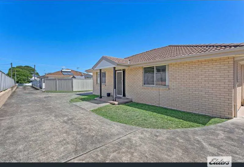 1/55A Commerce Street, Taree, NSW, 2430 - Image 2