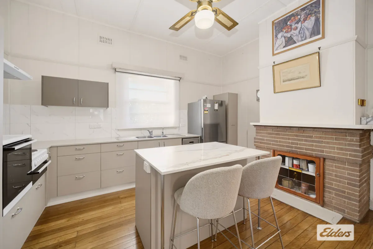 4-6 Victoria Street — photo 3 of 30