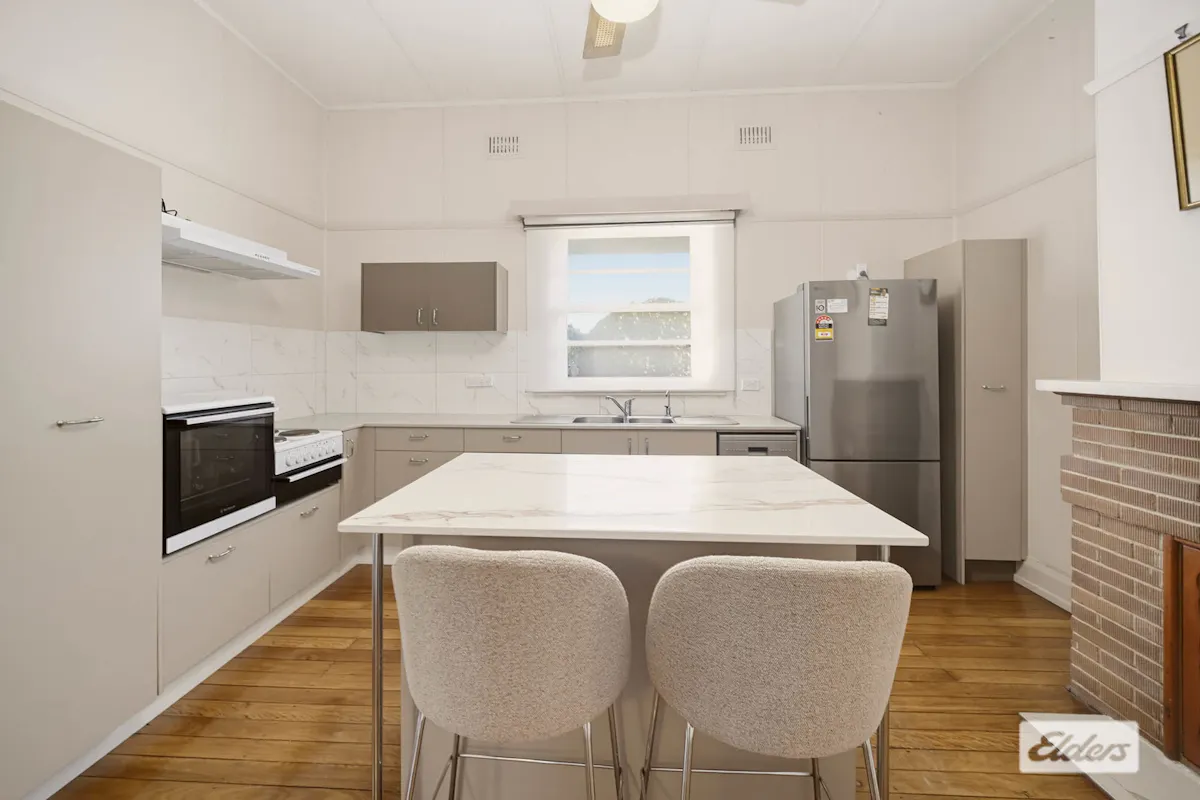 4-6 Victoria Street — photo 4 of 30