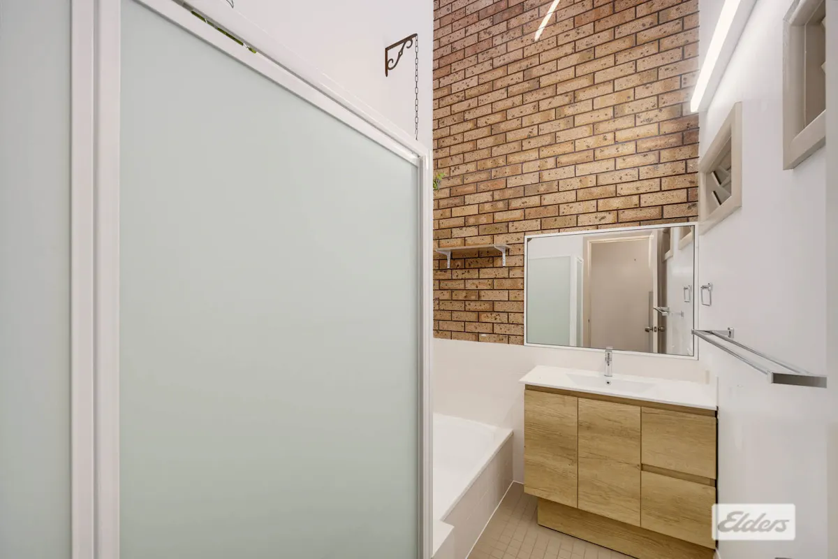 2/48 Dolphin Avenue — photo 7 of 18