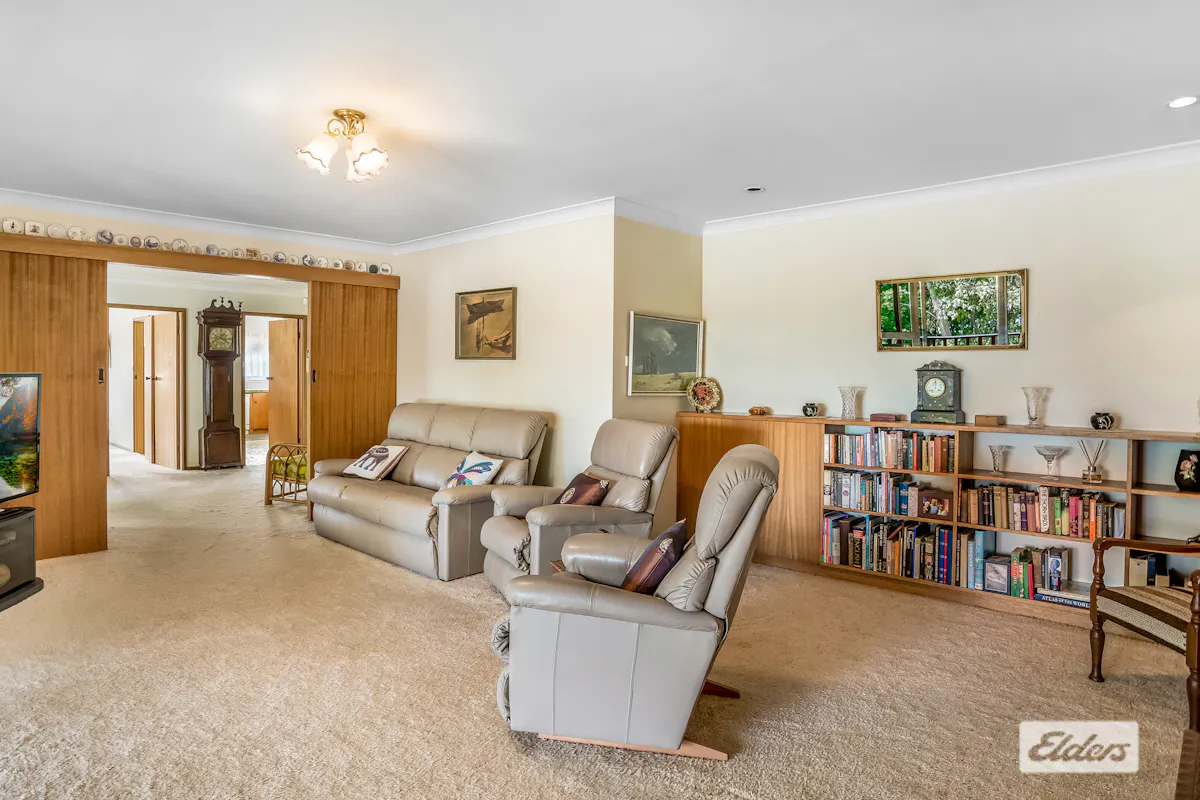 50 Bayview Crescent — photo 7 of 22