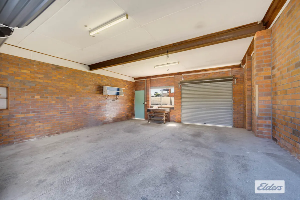 85 Bushland Drive — photo 11 of 16