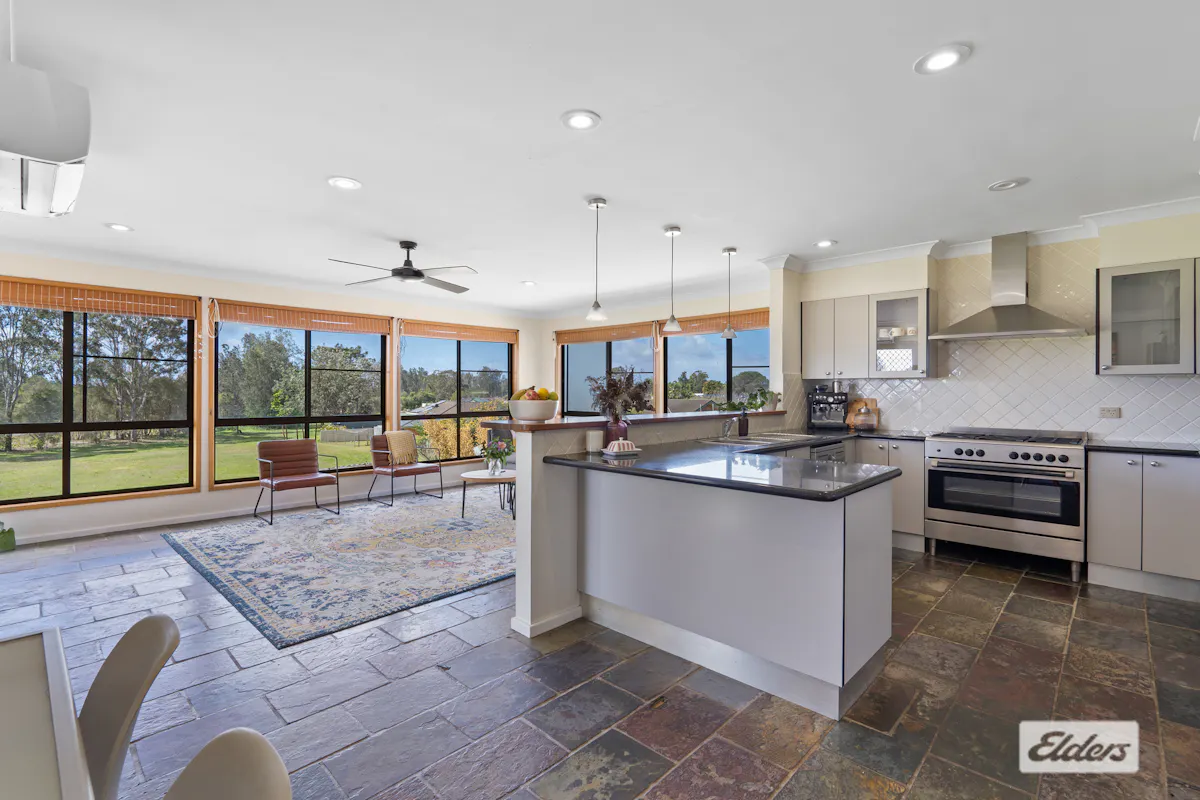 22 Denison Street — photo 4 of 24
