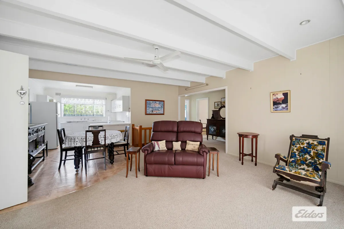 49 Bayview Crescent — photo 4 of 20