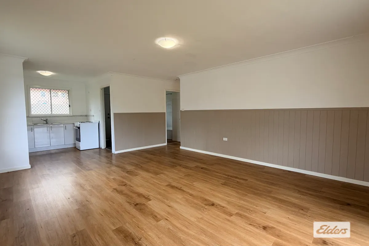 17 Barton Street — photo 2 of 11
