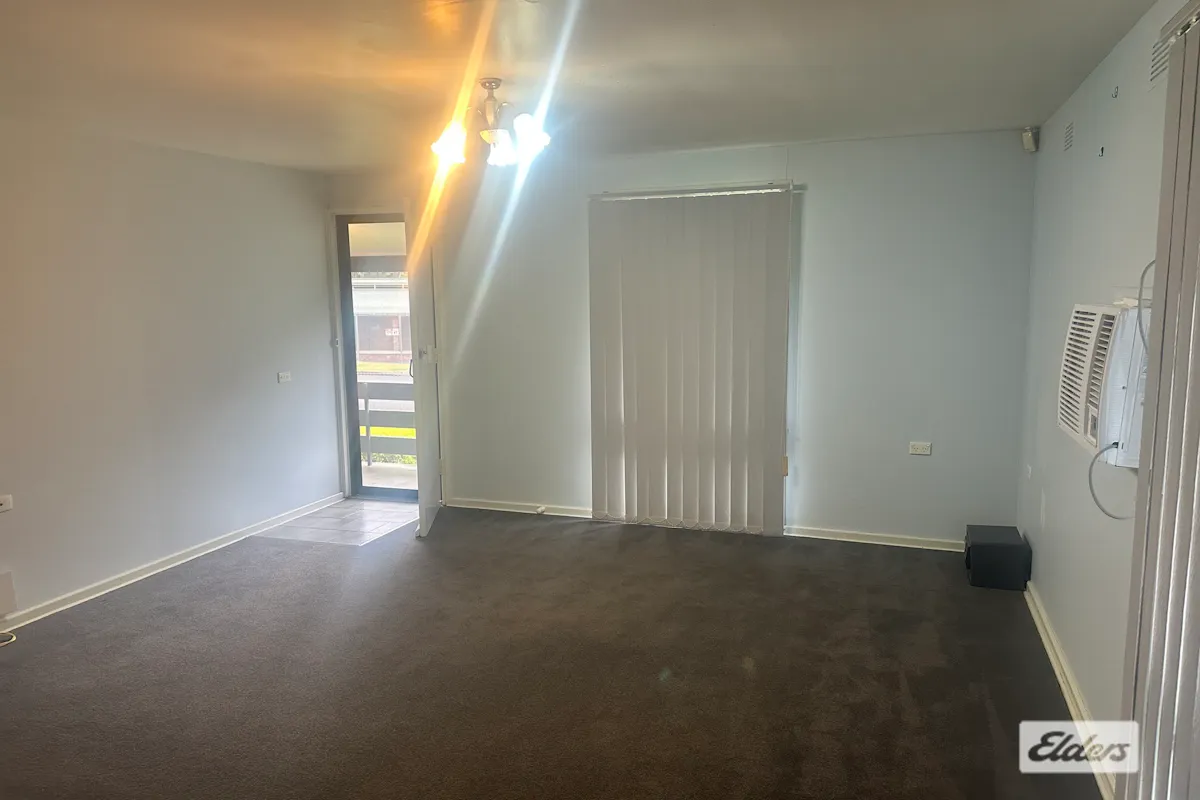 34 Valerie Street — photo 11 of 13