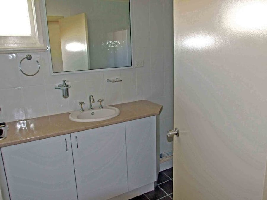 3/125 High Street, Taree, NSW, 2430 - Image 4
