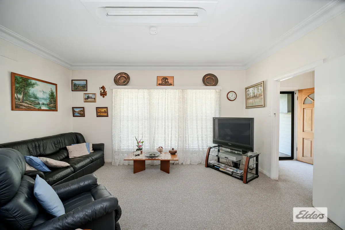22 MacKay Street — photo 2 of 21