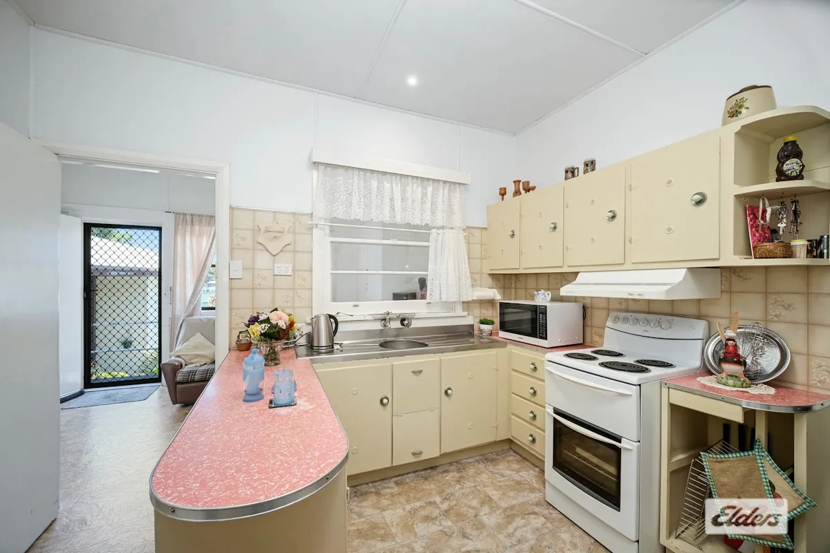 22 MacKay Street — photo 3 of 21