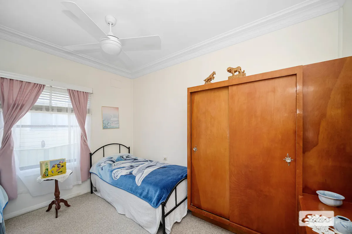 22 MacKay Street — photo 11 of 21