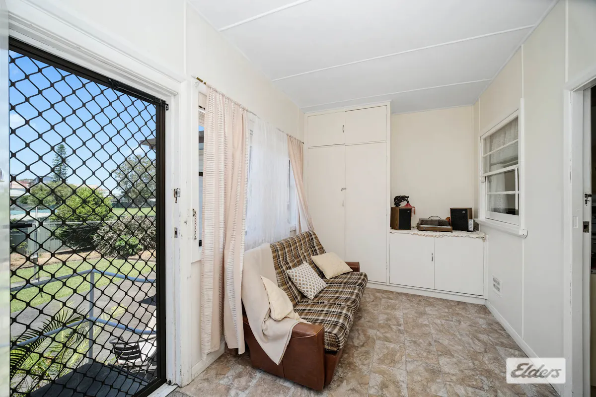 22 MacKay Street — photo 13 of 21