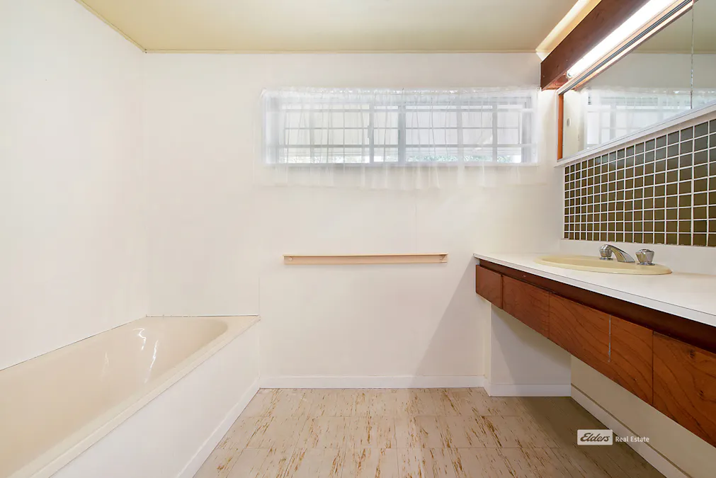 27 Everton Terrace, Everton Park, QLD, 4053 - Image 10