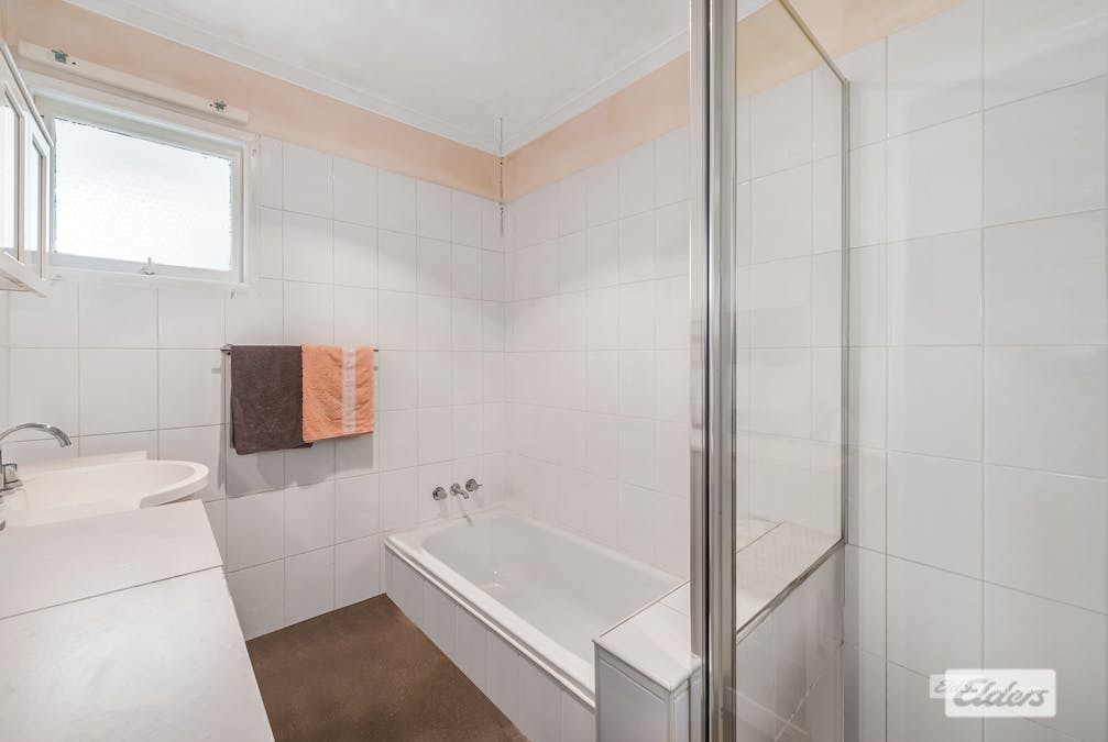 48 Camelia Avenue, Everton Hills, QLD, 4053 - Image 9