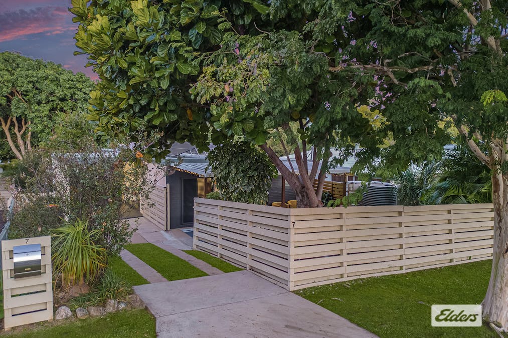7 Carawatha Street, Everton Park, QLD, 4053 - Image 1