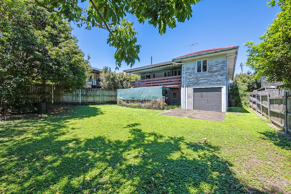 42 Stellmach Street, Everton Park, QLD, 4053 - Image 16