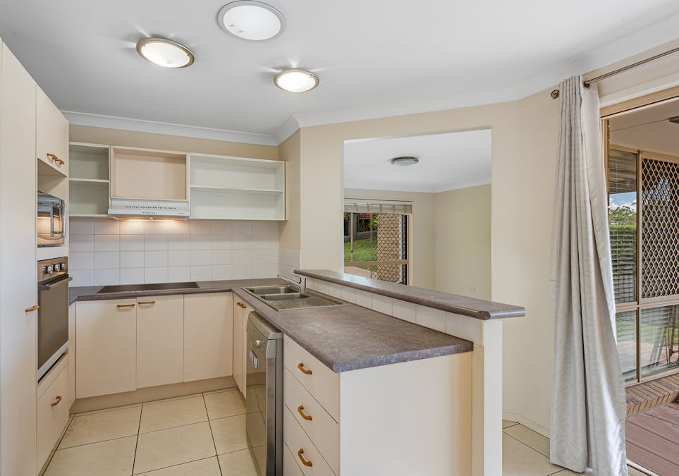 15 Aldgate Street, Everton Park, QLD, 4053 - Image 4