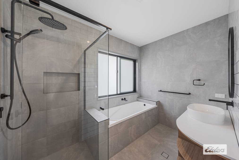 26 Charles Street, Everton Hills, QLD, 4053 - Image 8