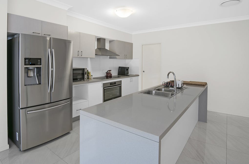 28 Pullen Road, Everton Park, QLD, 4053 - Image 2