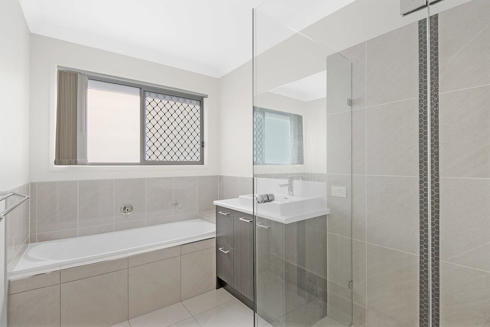 28 Pullen Road, Everton Park, QLD, 4053 - Image 8