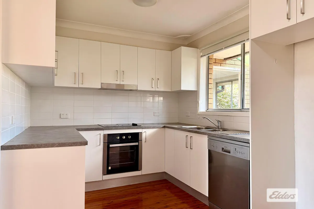 37 Gregory Avenue — photo 4 of 12