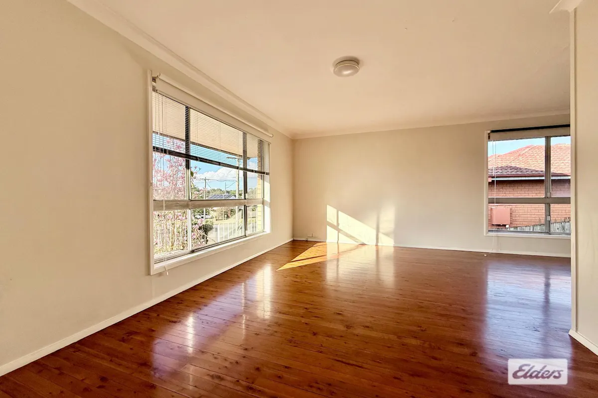 37 Gregory Avenue — photo 2 of 12