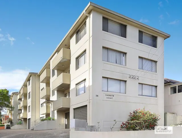 17/38 Rainbow Street — photo from Elders Real Estate Double Bay
