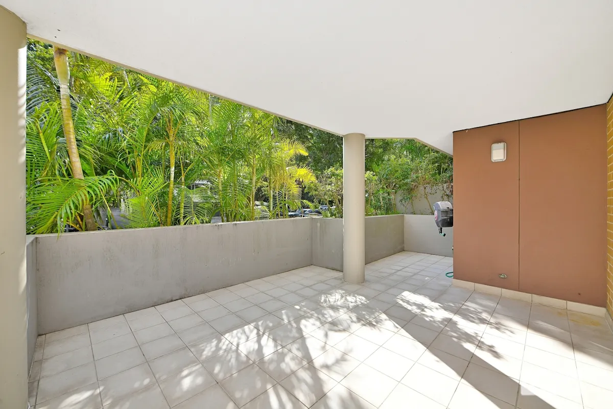 101 40-44 Ocean Street North — photo 3 of 8
