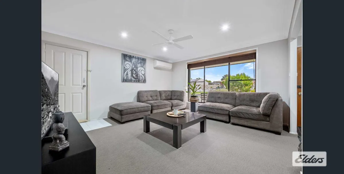 31 Adrian Street — photo 3 of 10