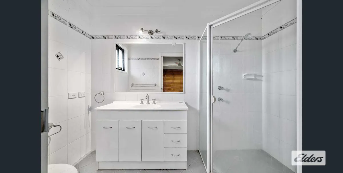31 Adrian Street — photo 7 of 10