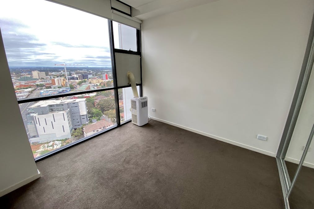 2005/420 Macquarie Street, Liverpool, NSW, 2170 - Image 5