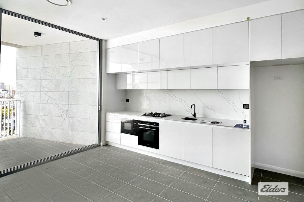 1304/1A Lawson Square, Redfern, NSW, 2016 - Image 3