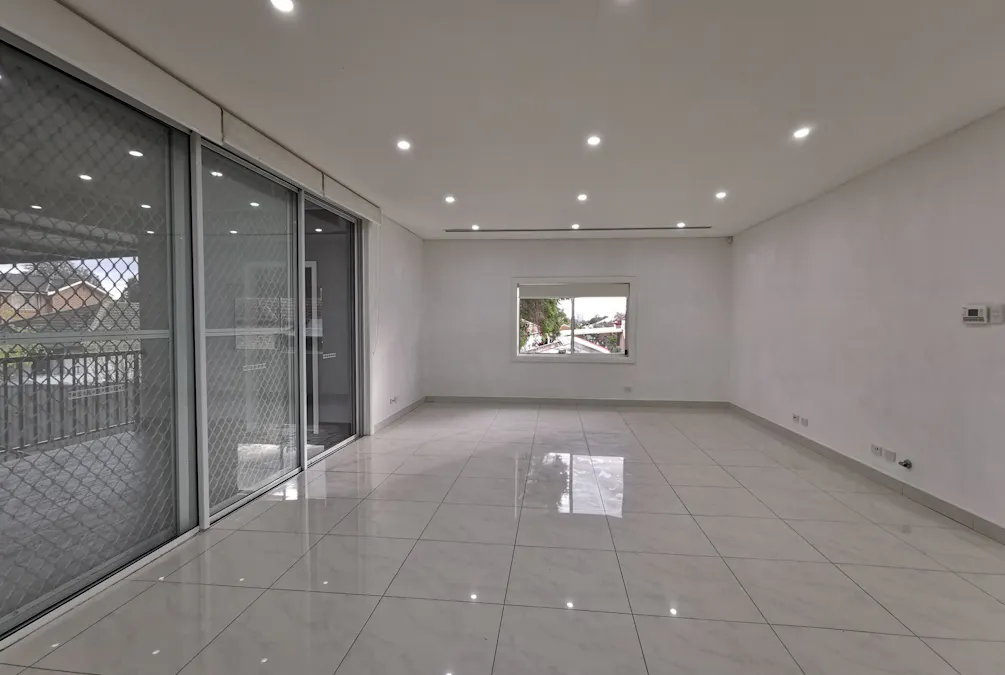 41 Salisbury Road, Guildford, NSW, 2161 - Image 3