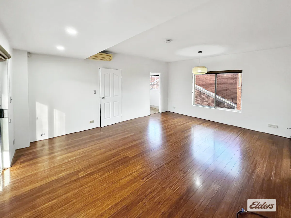 2/42 Kennedy Street — photo 4 of 11