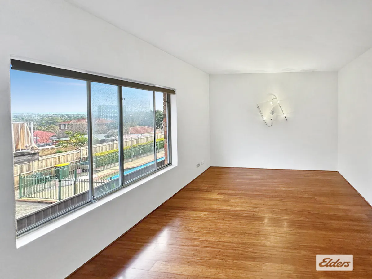 2/42 Kennedy Street — photo 7 of 11
