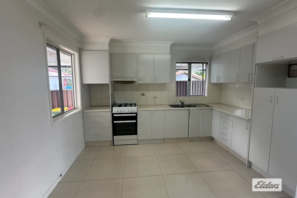 4 Chelsea Drive, Canley Heights, NSW, 2166 - Image 4