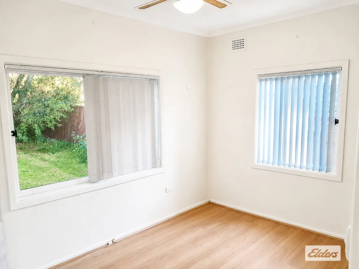43 Ashby Avenue — photo 3 of 8