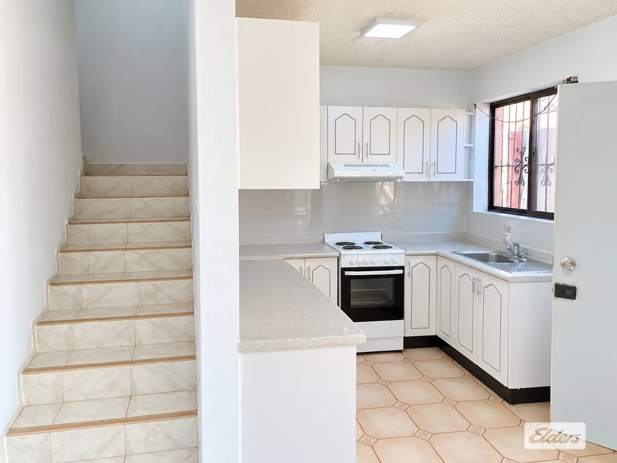 15/14-16 Hills Street — photo 4 of 6